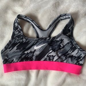 Nike DRI-FIT Sports Bra. Grey Camo+ Pink. Size: Small
